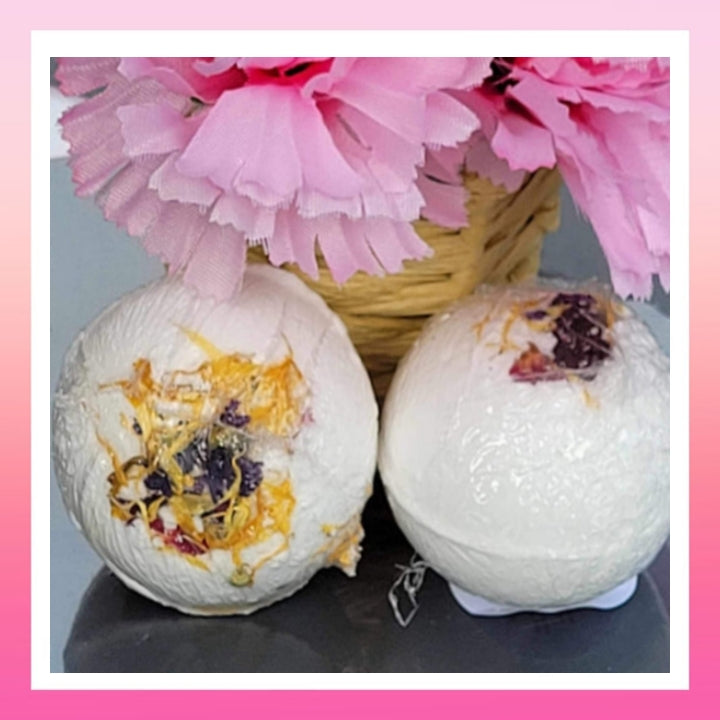 2x Lavender Botanical Bath Bombs