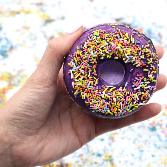 Bath Donuts - Blackberry and Almond (x3)